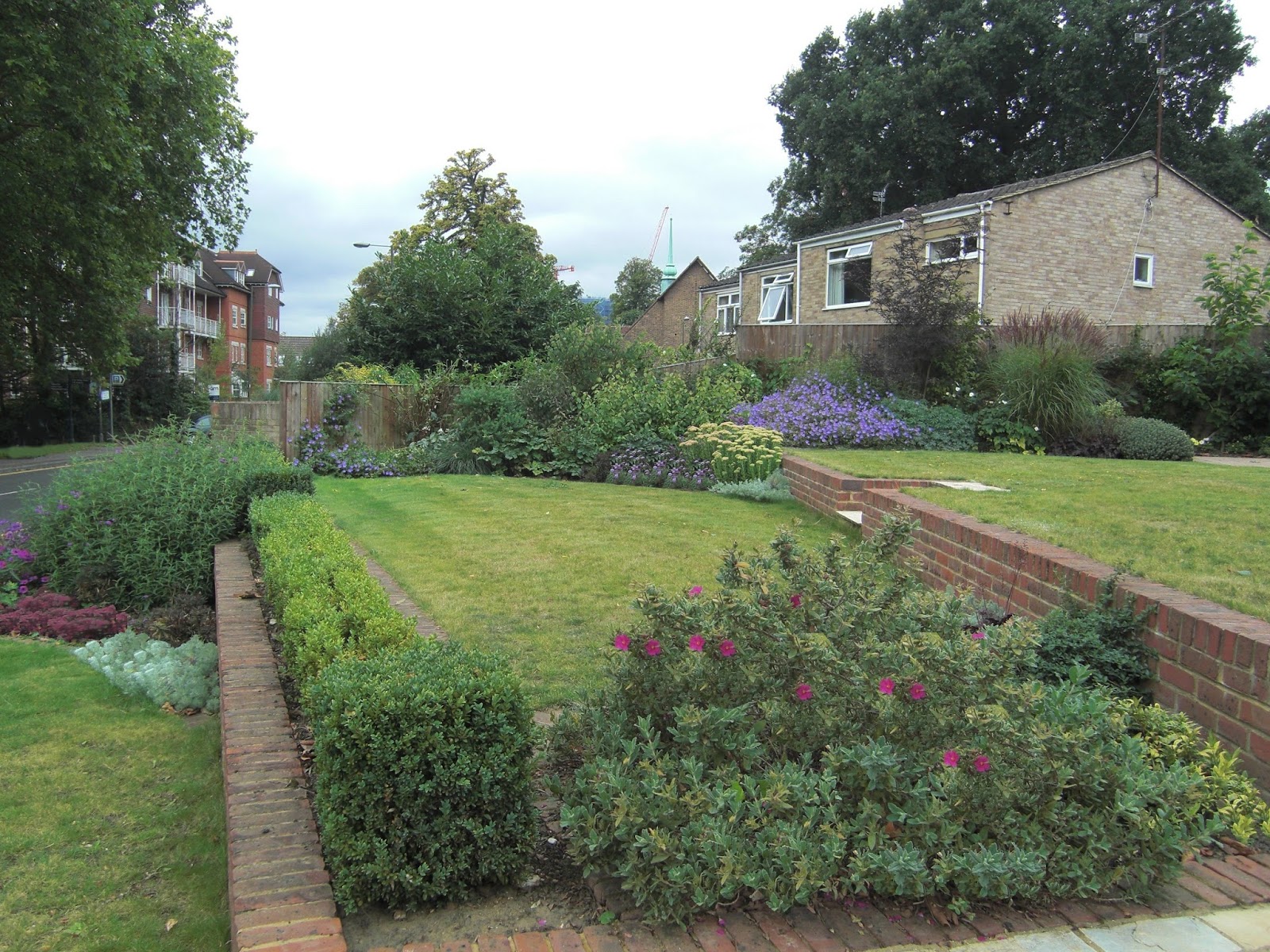 Sloping Garden Design Ideas Quiet Corner
