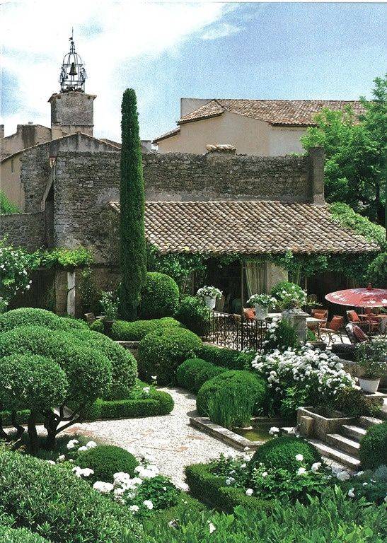 Decidedly Spanish Garden