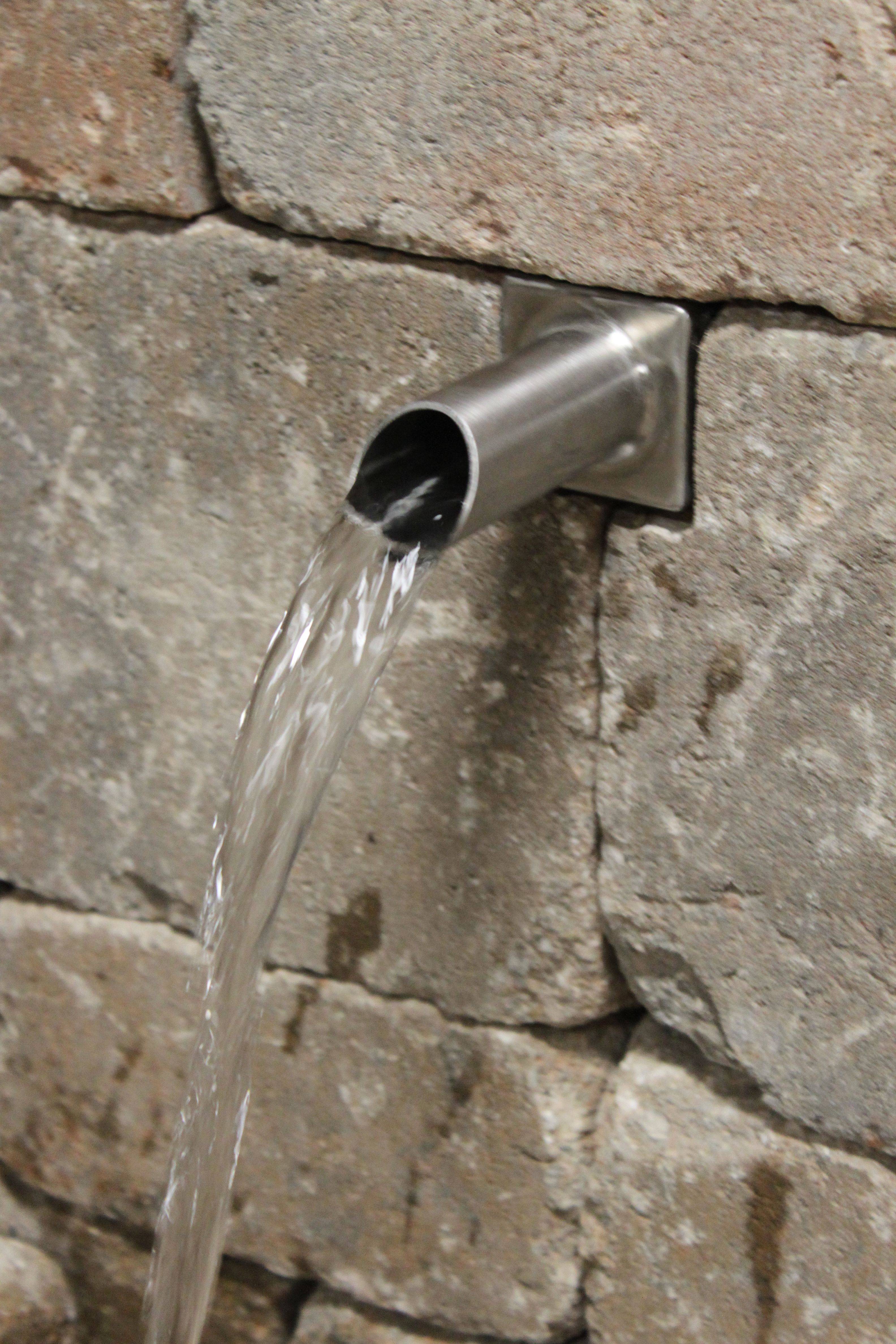 Fountain Water Spout Waterfeature Waterfall Rustic Design