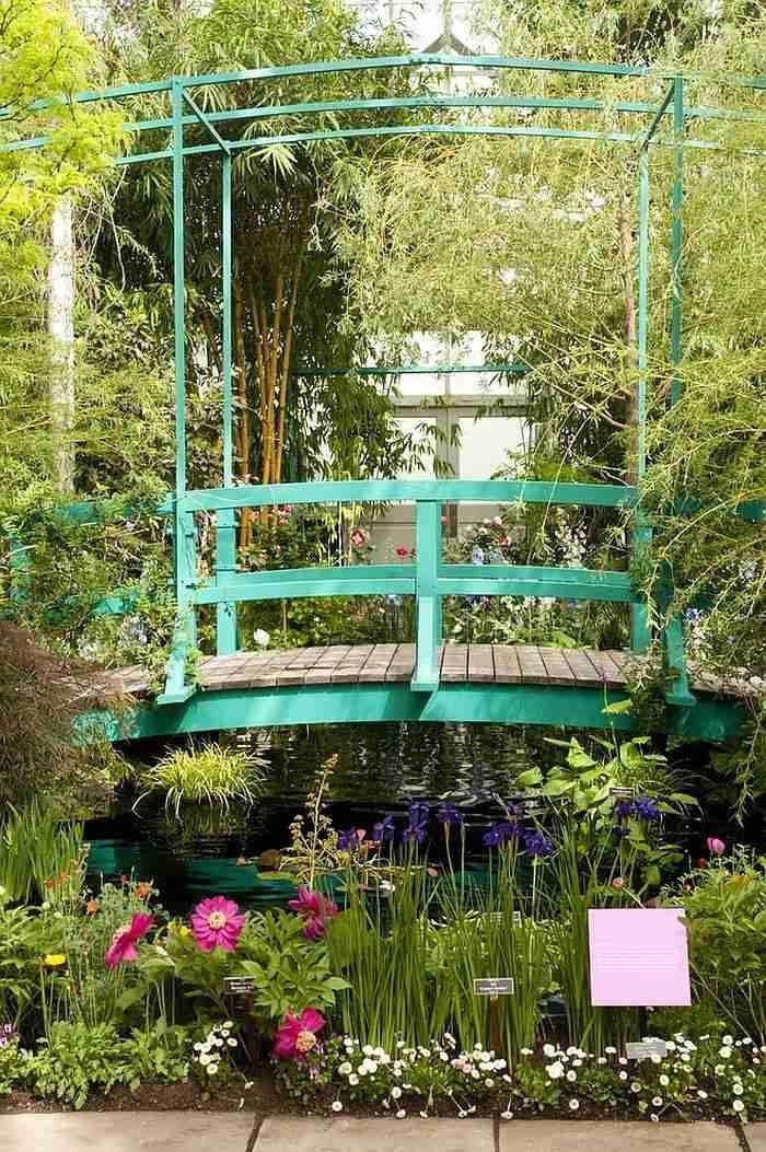 Pont Dcoratif Pour Le Jardin Photo