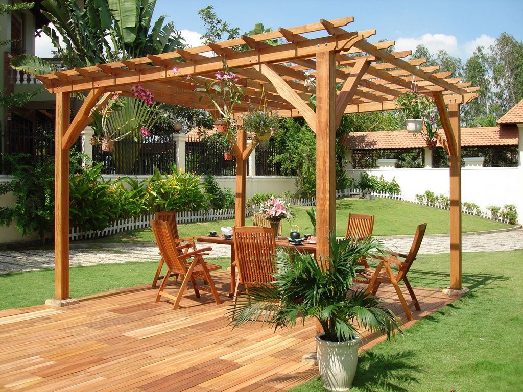 A Backyard Pergola Sunset Magazine