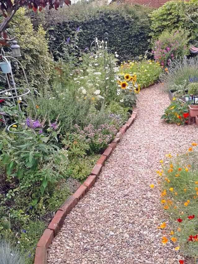 Gorgeous Garden Border Design Ideas
