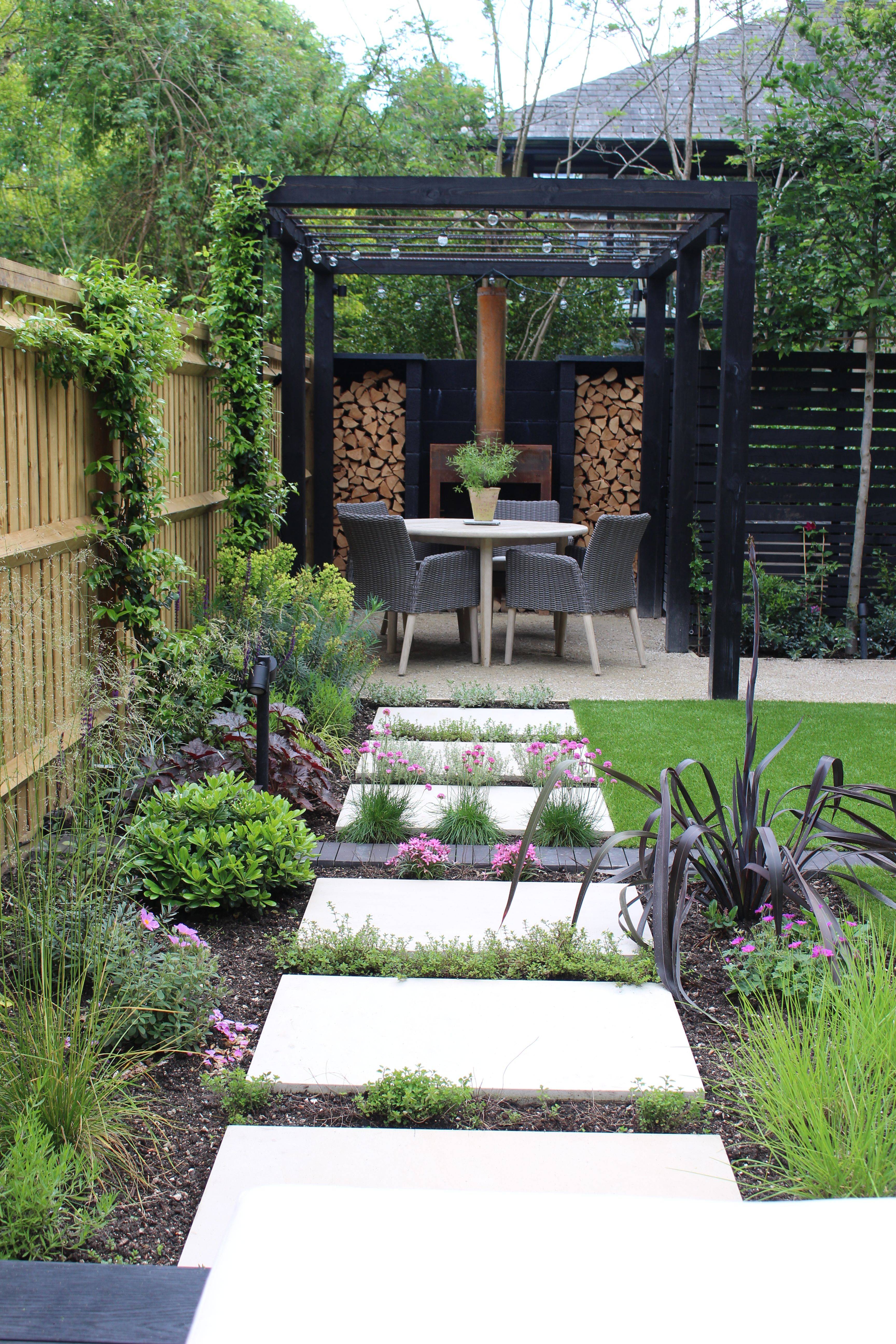 Amazing Tropical Outdoor Decorations