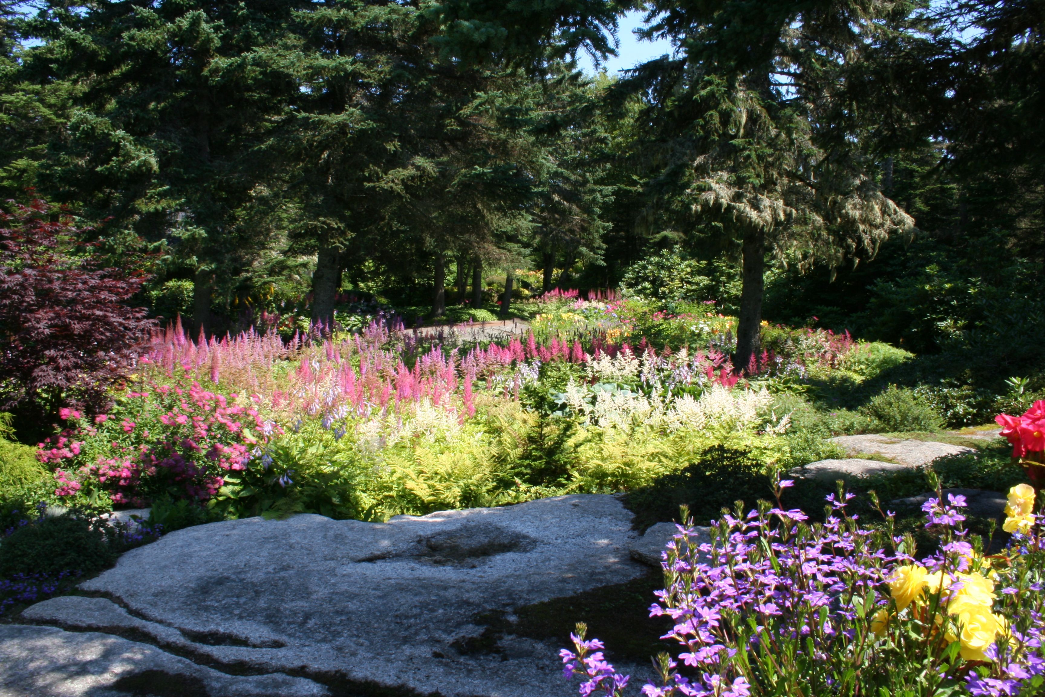 A Classic Cottage Garden
