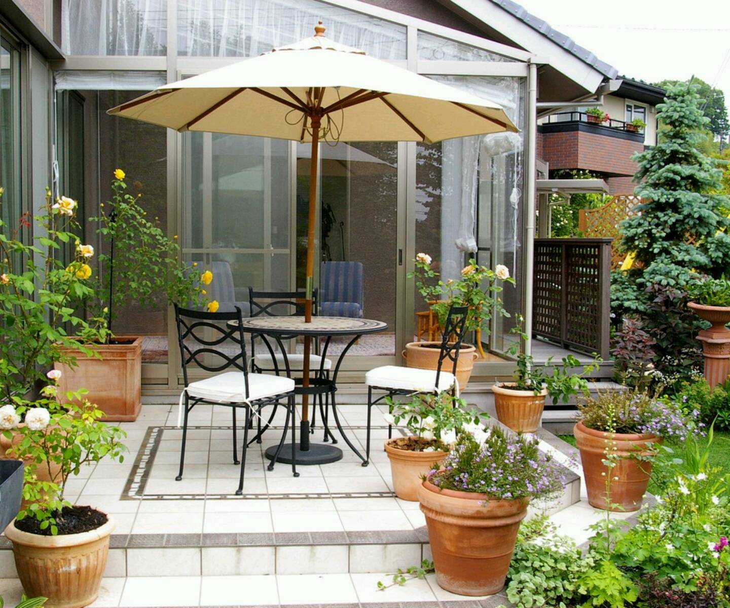 Modern Luxury Homes Beautiful Garden Designs