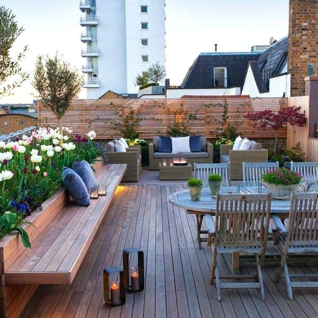 Attractive And Luxury Sky Garden House Architecture