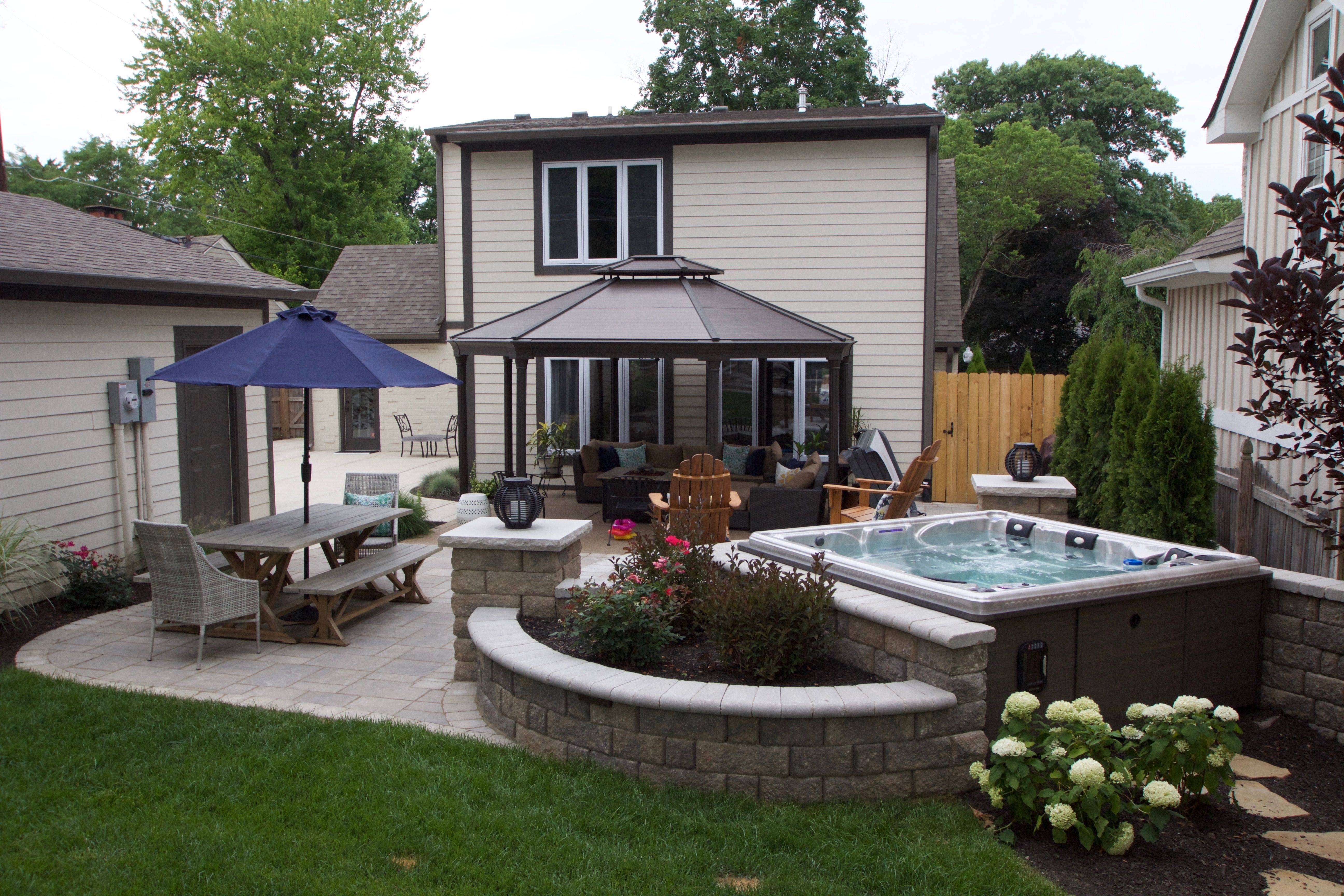 Stunning Garden Hot Tub Designs