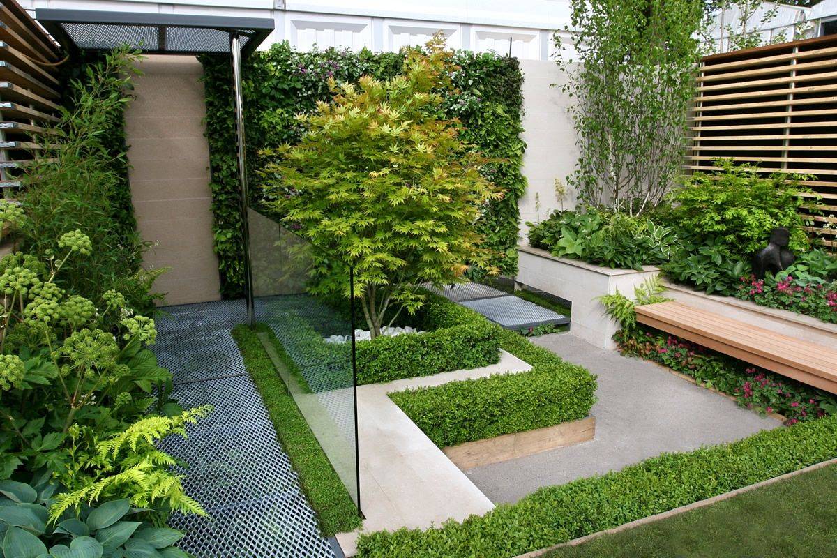 Both Large And Small Deck