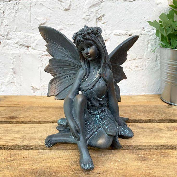 Large H Sitting Garden Statue Bronze