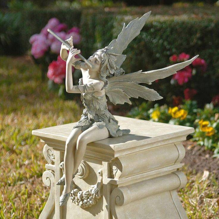 Unusual And Creative Garden Statues