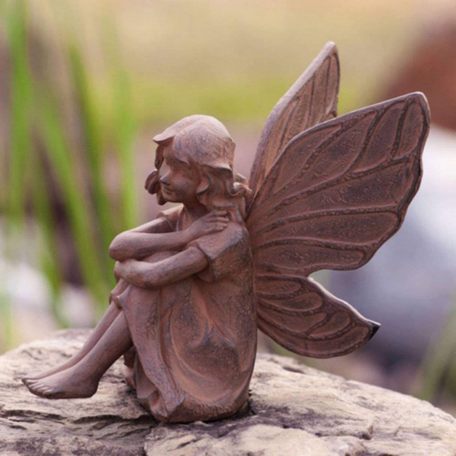 Stunningly Beautiful Statues