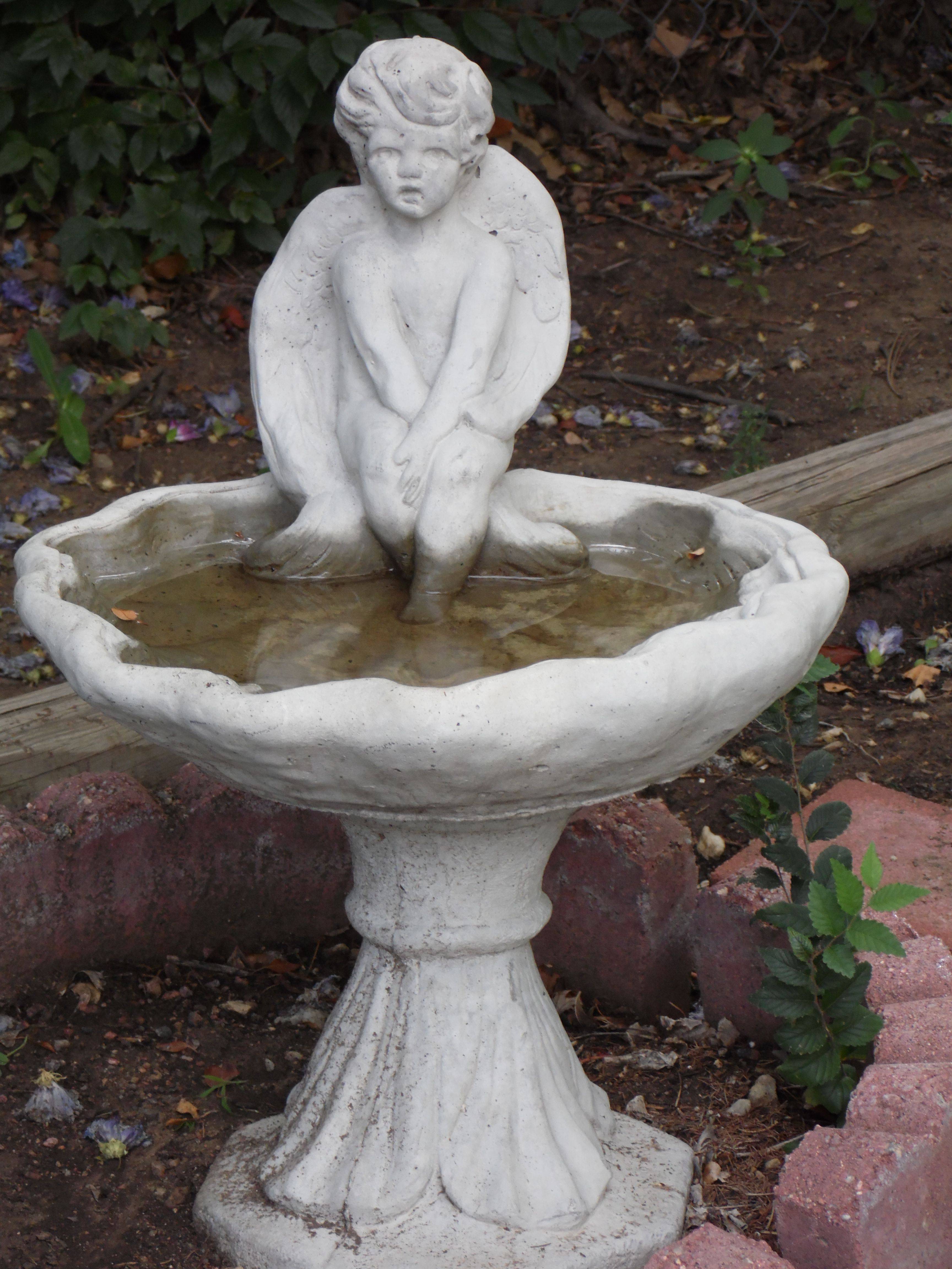 Solar Light Bird Bath Sculpture