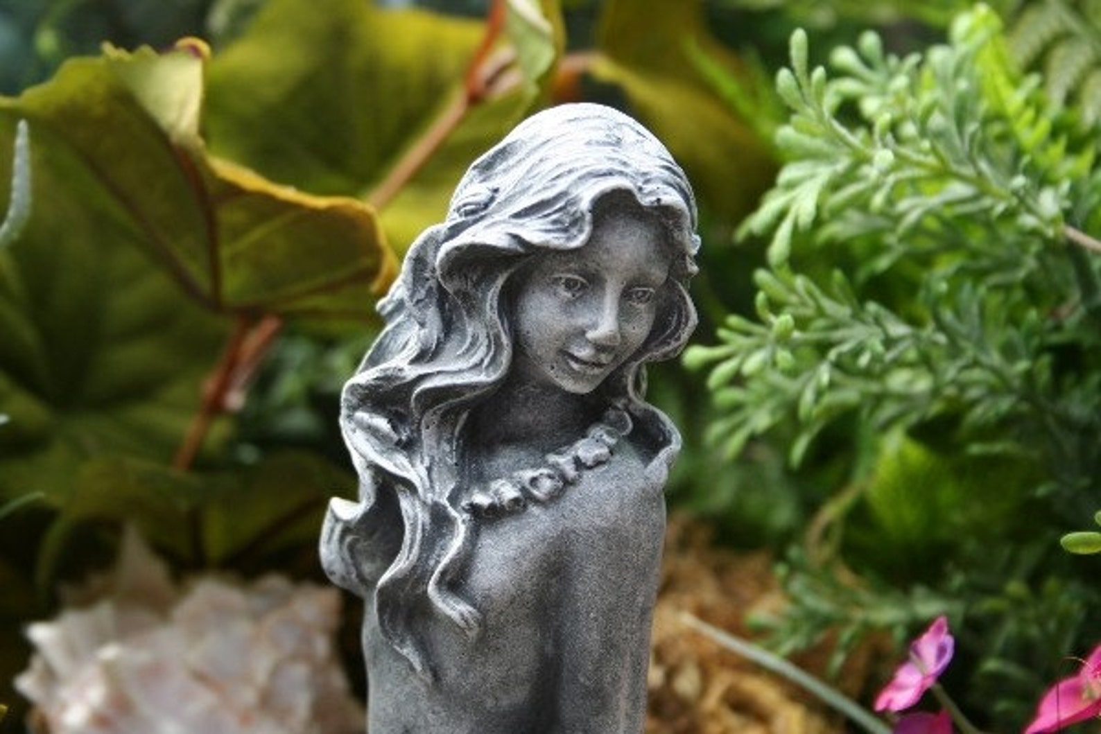Solid Concrete Angel Garden Statue Memorial Antique Style