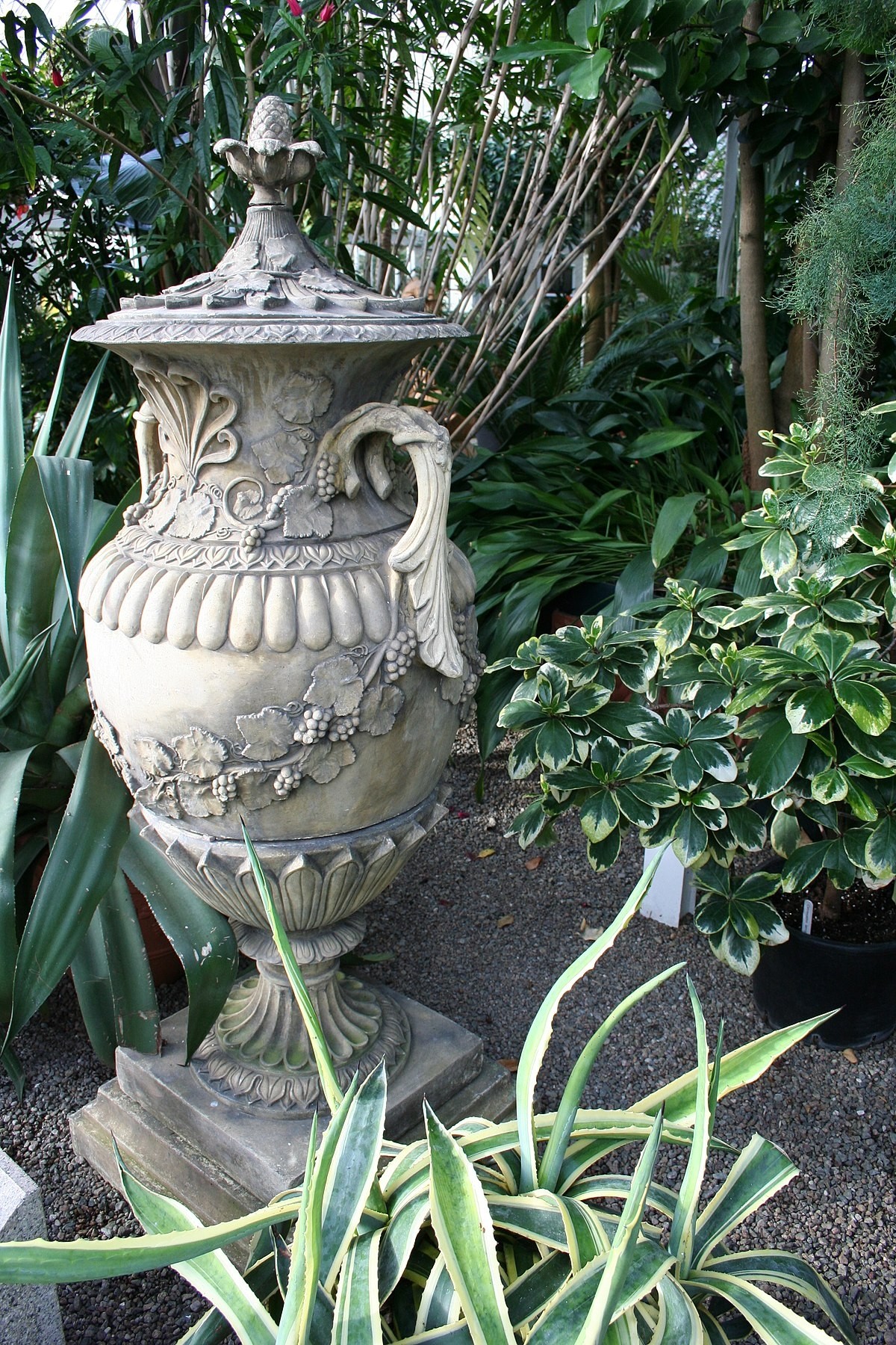 Garden Gnome Statue Resin Gnome Figurine