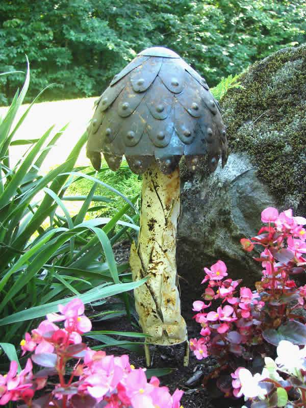 18 Garden Mushroom Statue Ideas You Gonna Love SharonSable