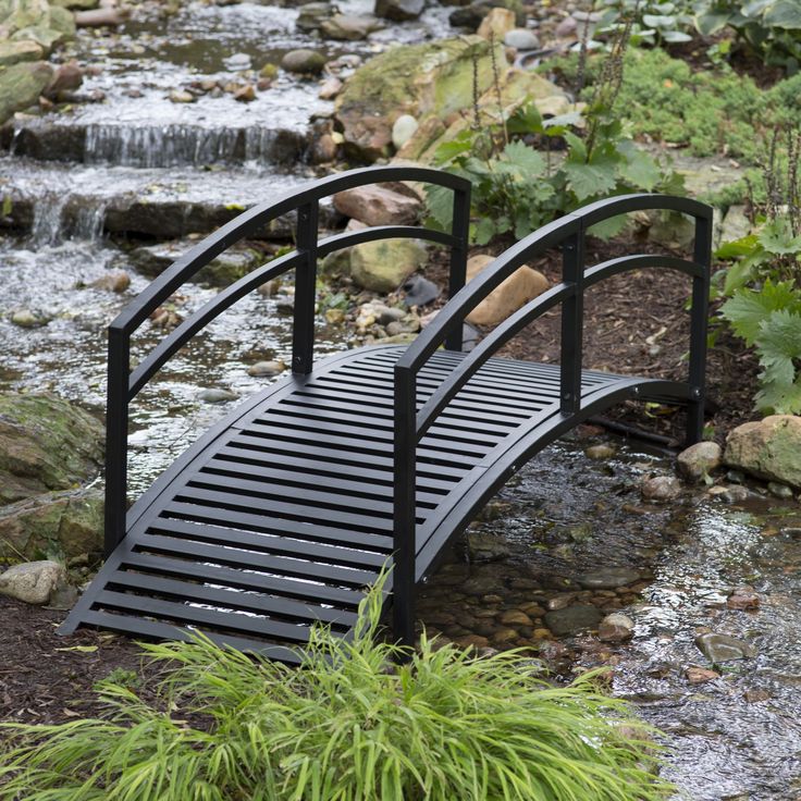 Stonegate Designs Camelot Metal Garden Bridge