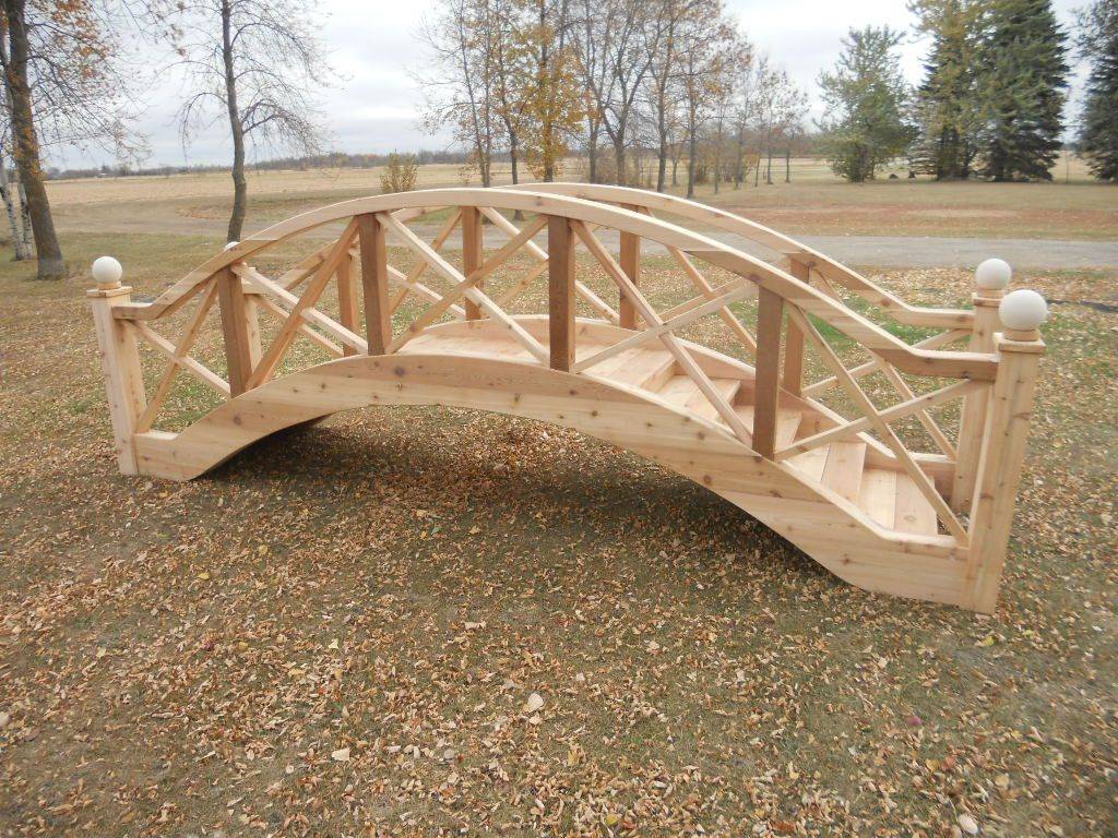 Stonegate Designs Wooden Garden Bridge