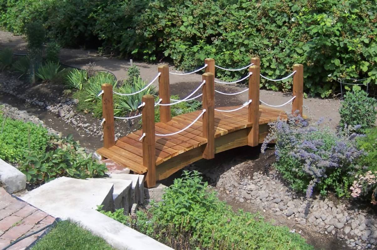 Outsunny Wooden Garden Bridge Lawn Dcor Stained Finish Arc Outdoor