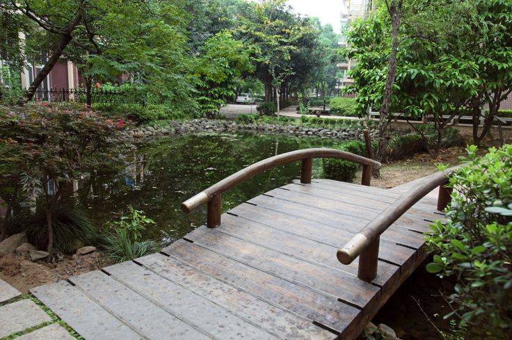 Backyard Garden Bridge Ideas