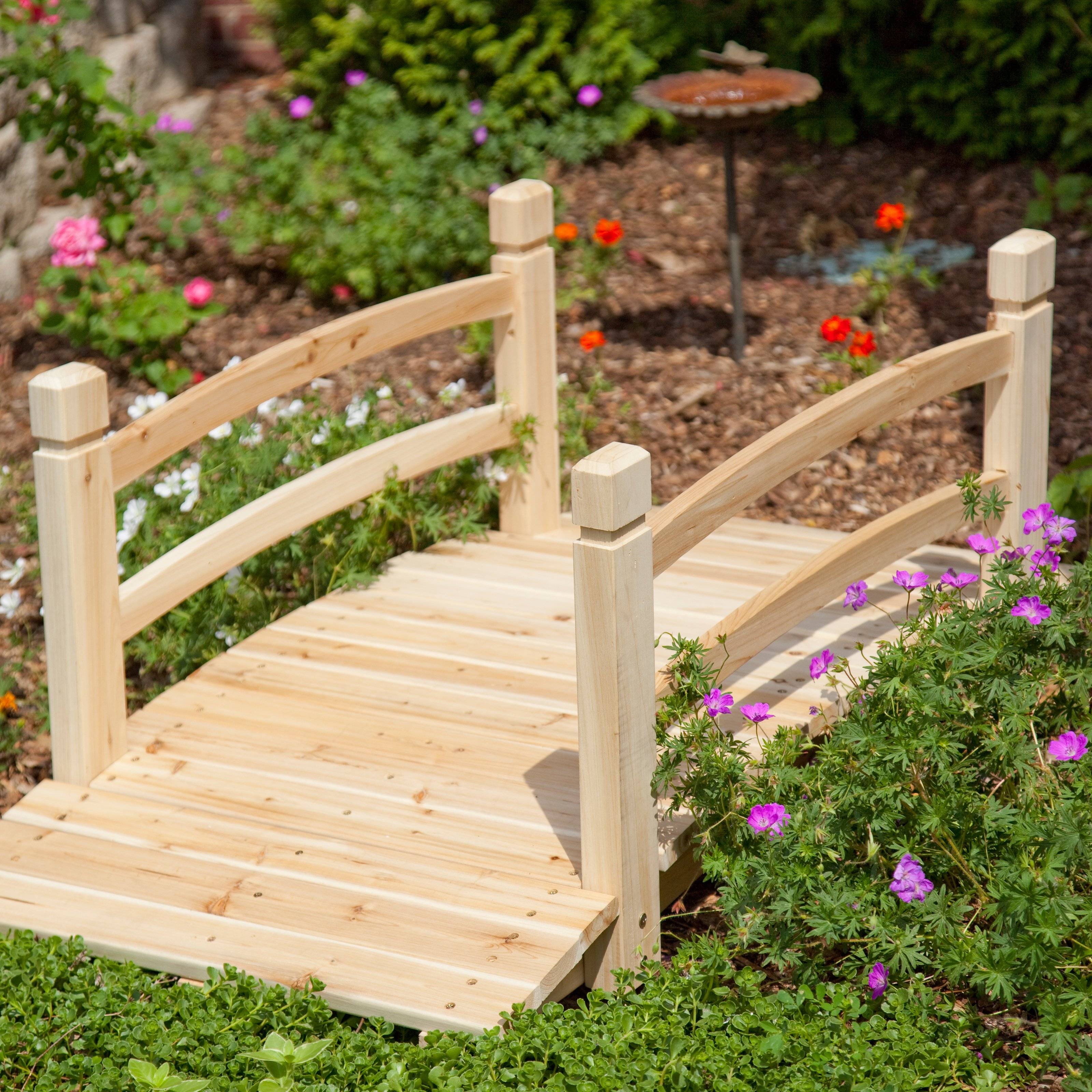 Elegant Wooden Landscape Garden Bridge