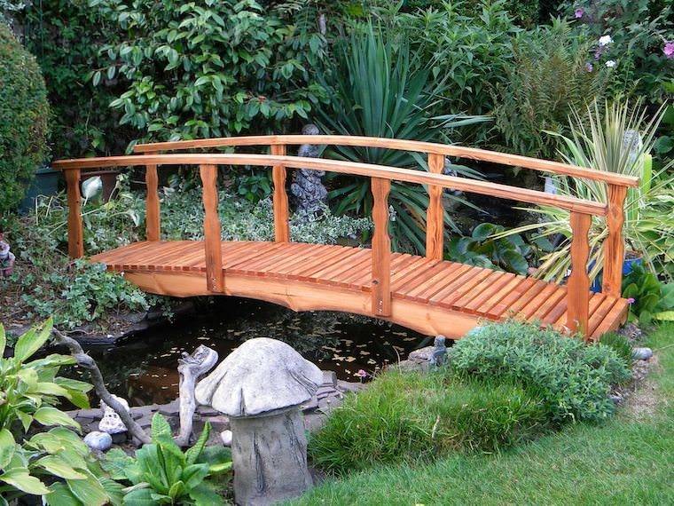 Small And Beautiful Fairy Tale Garden Bridges