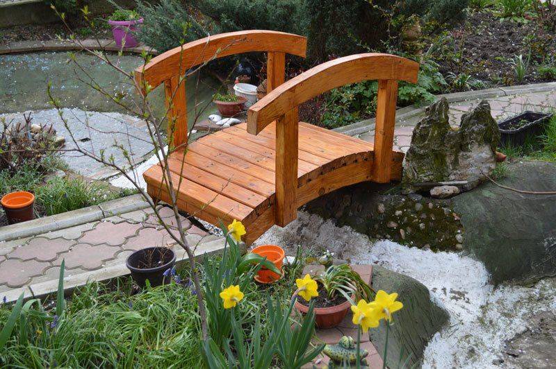 Backyard Garden Bridge Ideas