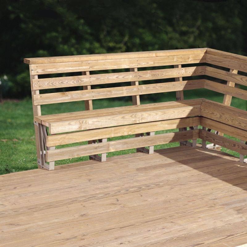 Outdoor Corner Bench Decor Ideas
