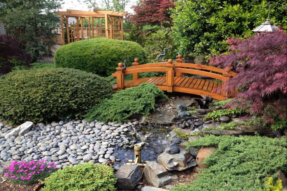 Backyard Garden Bridge Ideas