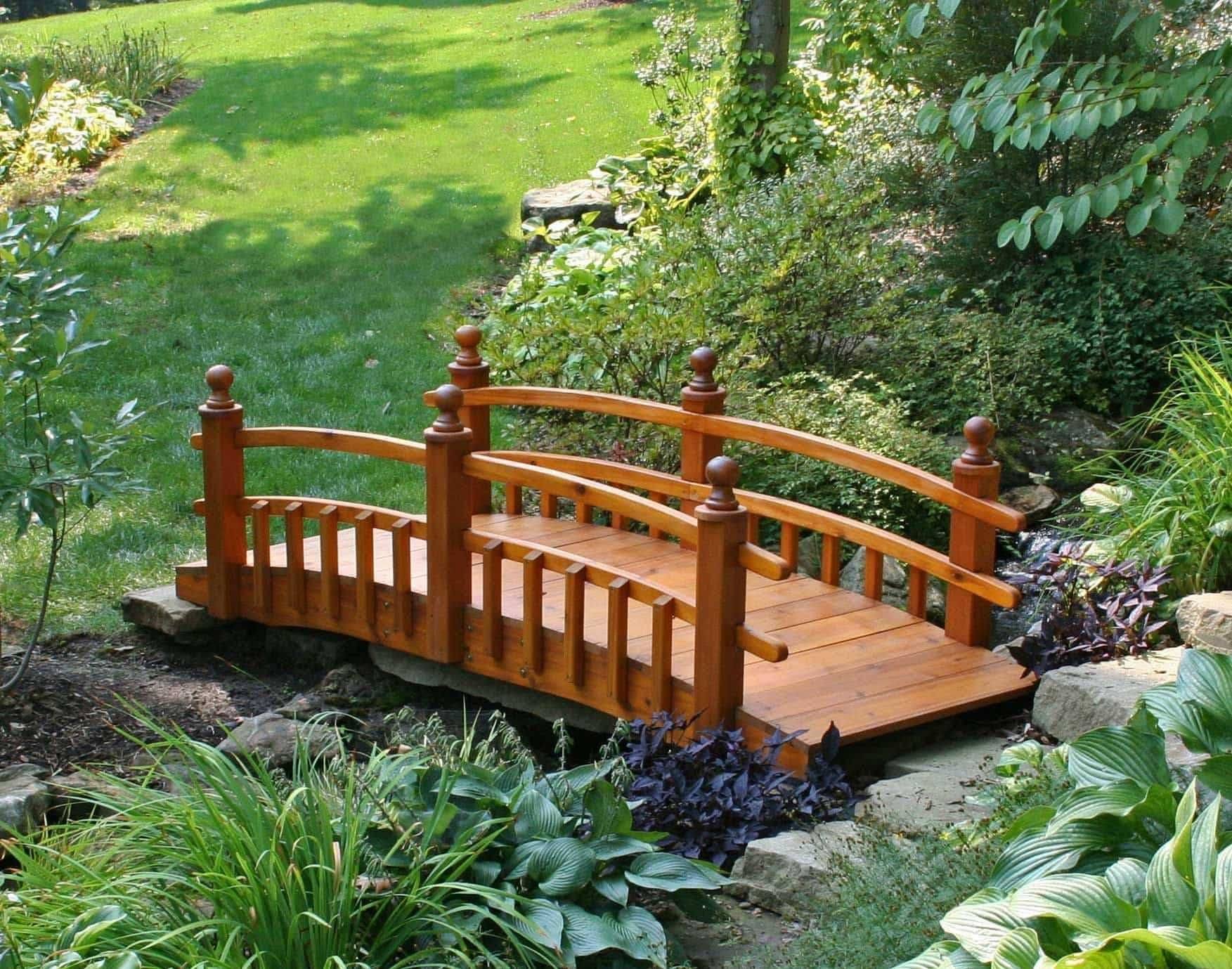 Elegant Wooden Landscape Garden Bridge