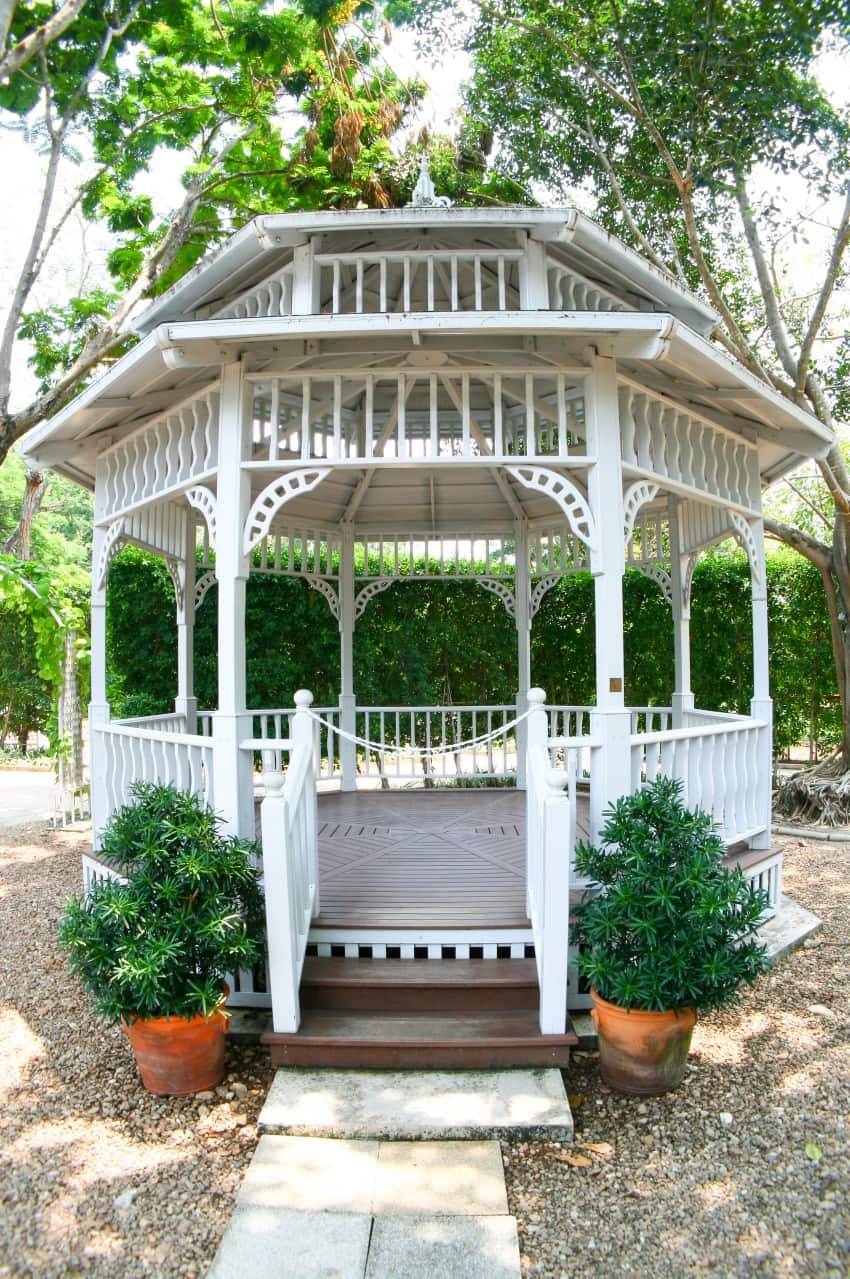 Beautiful Yard Kits