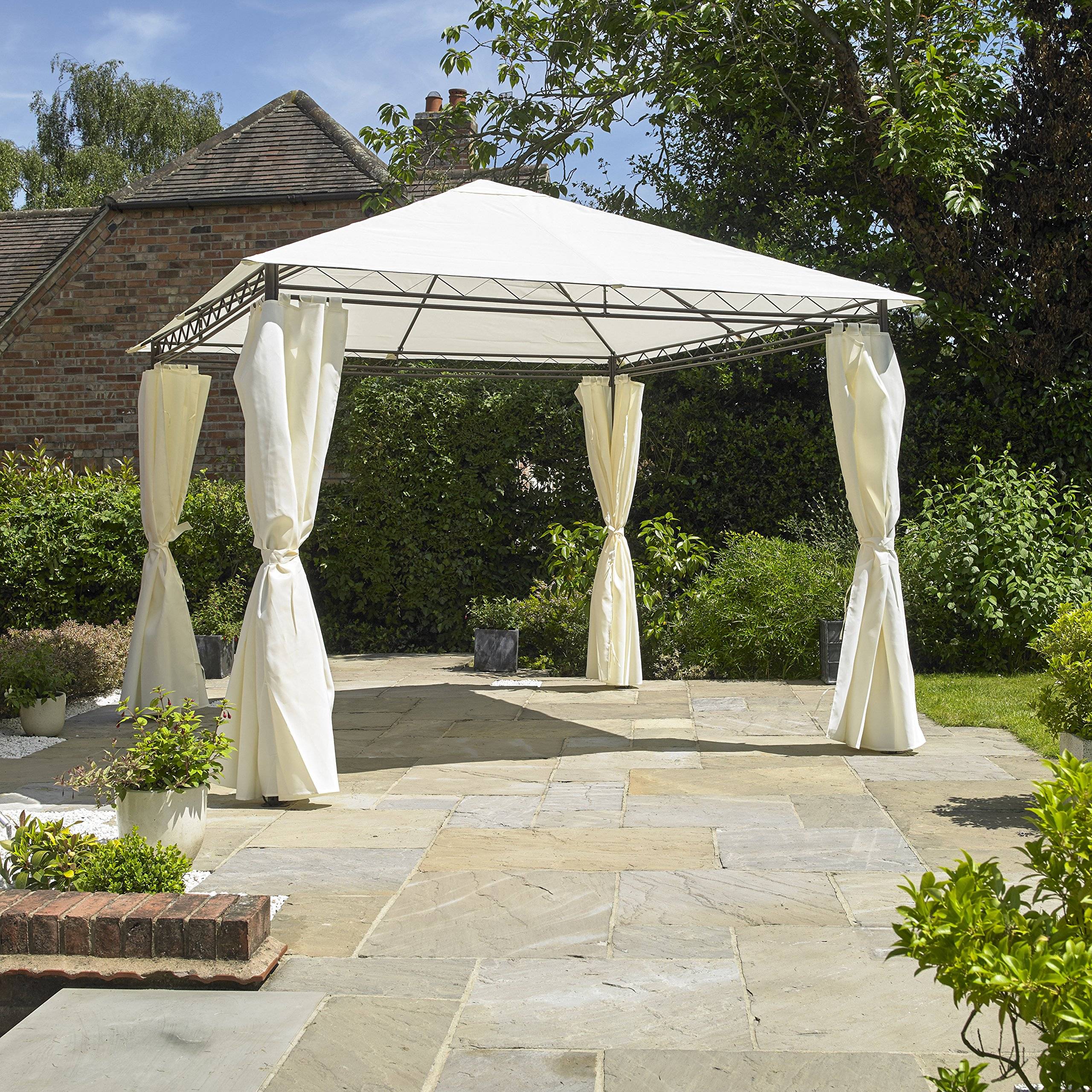 Forest Berkshire Garden Buildings