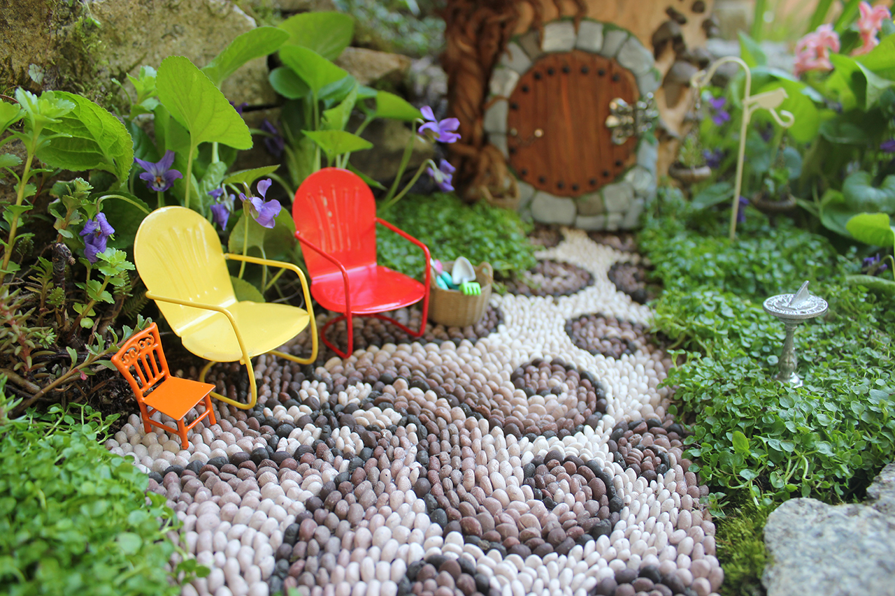 Small Garden Design Fake Grass Low Mainteance Contempoary Design Sleek