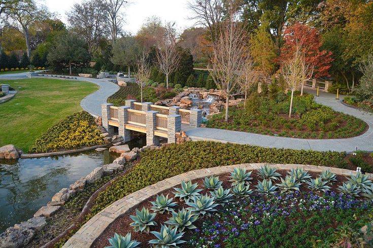 Just Chasing Bliss Exploring The Dallas Botanical Gardens