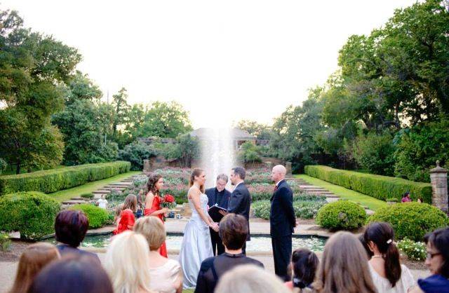 The Big And Bright Garden Bridal Portraits