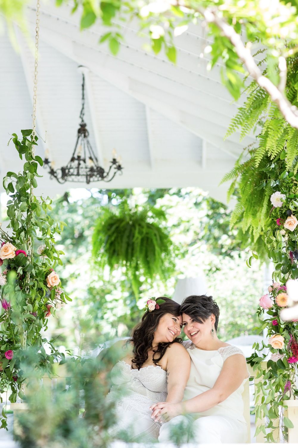 Southwestern Secret Garden Meets Niagara Falls Wedding