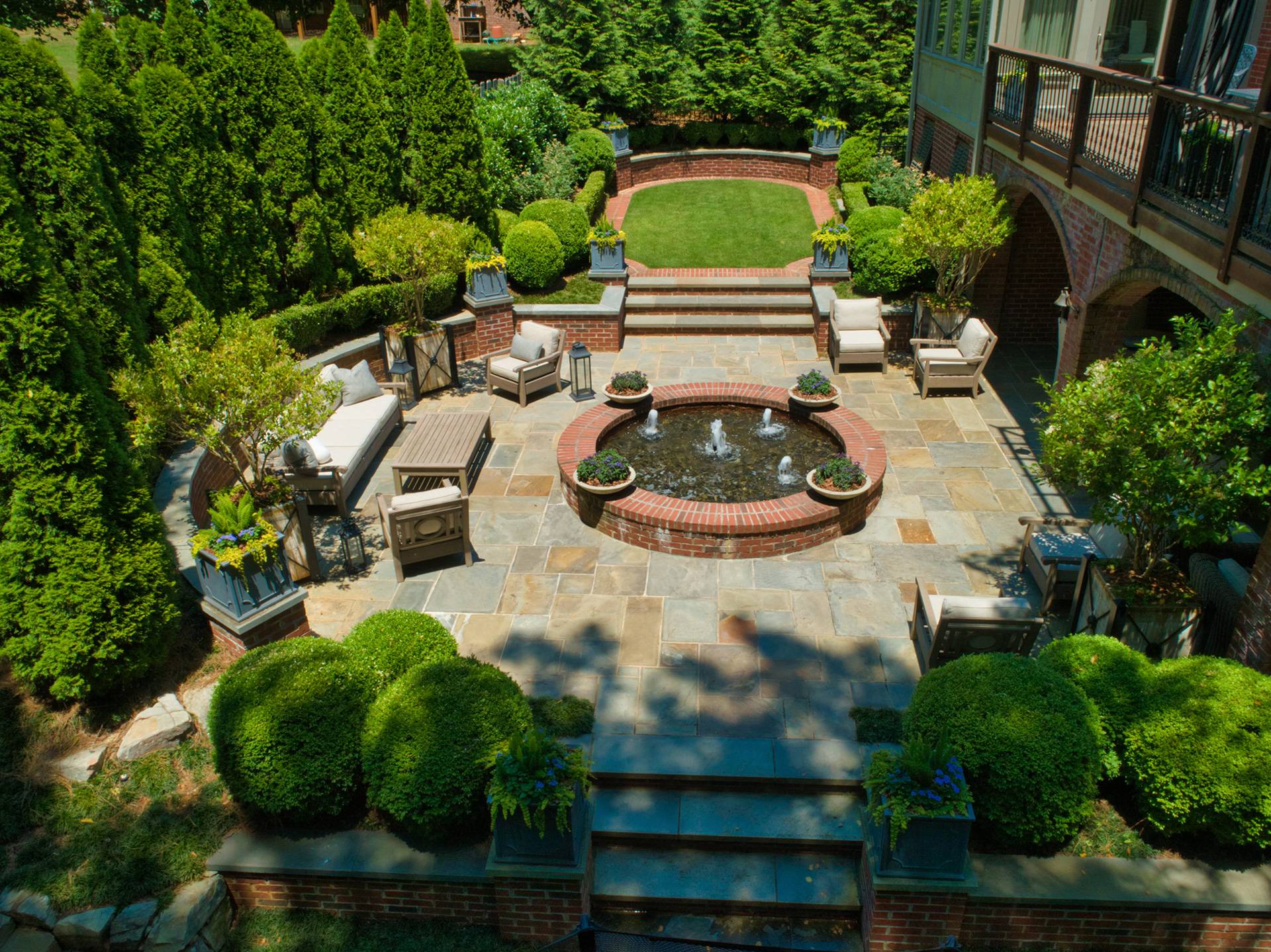 Savannah Private Garden Charleston Gardens