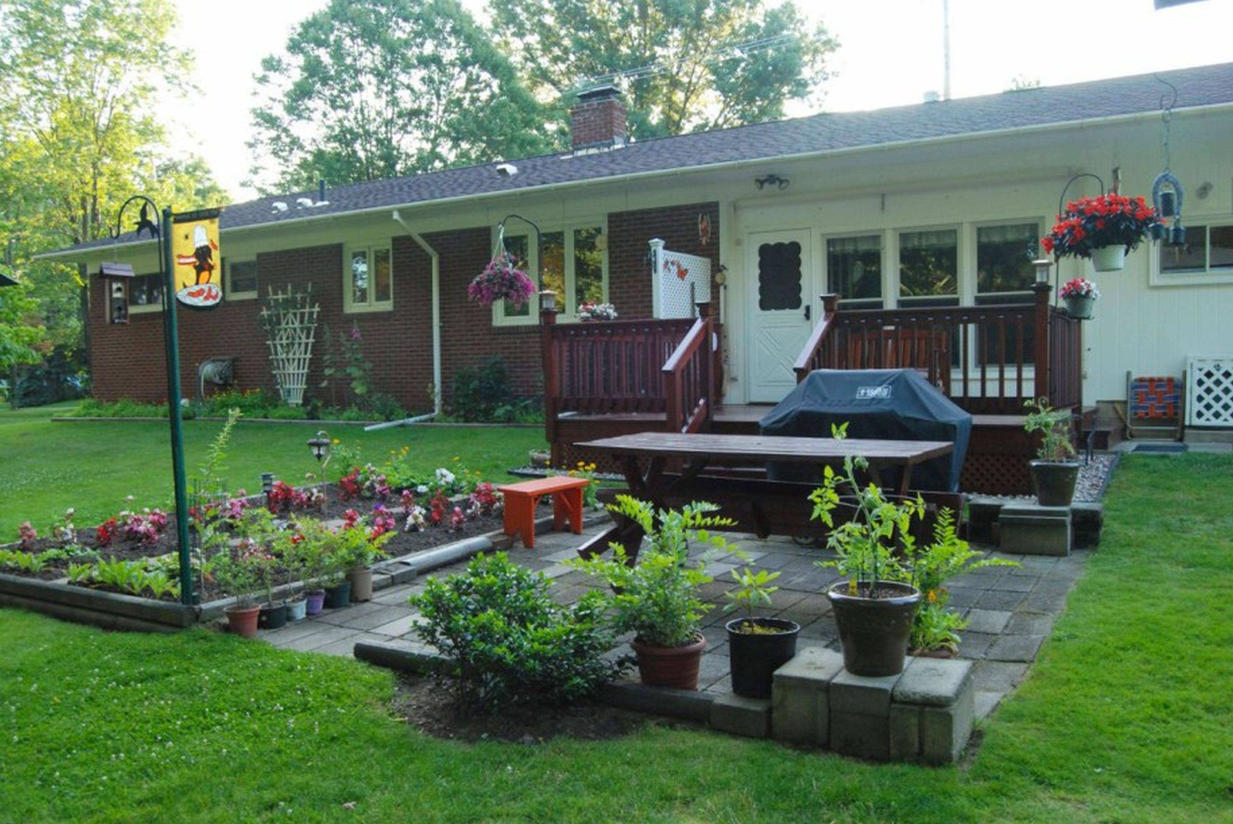 Backyard Landscaping Page