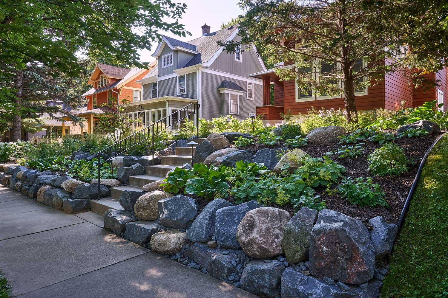 Crazy Front Yard Retaining Wall Landscaping