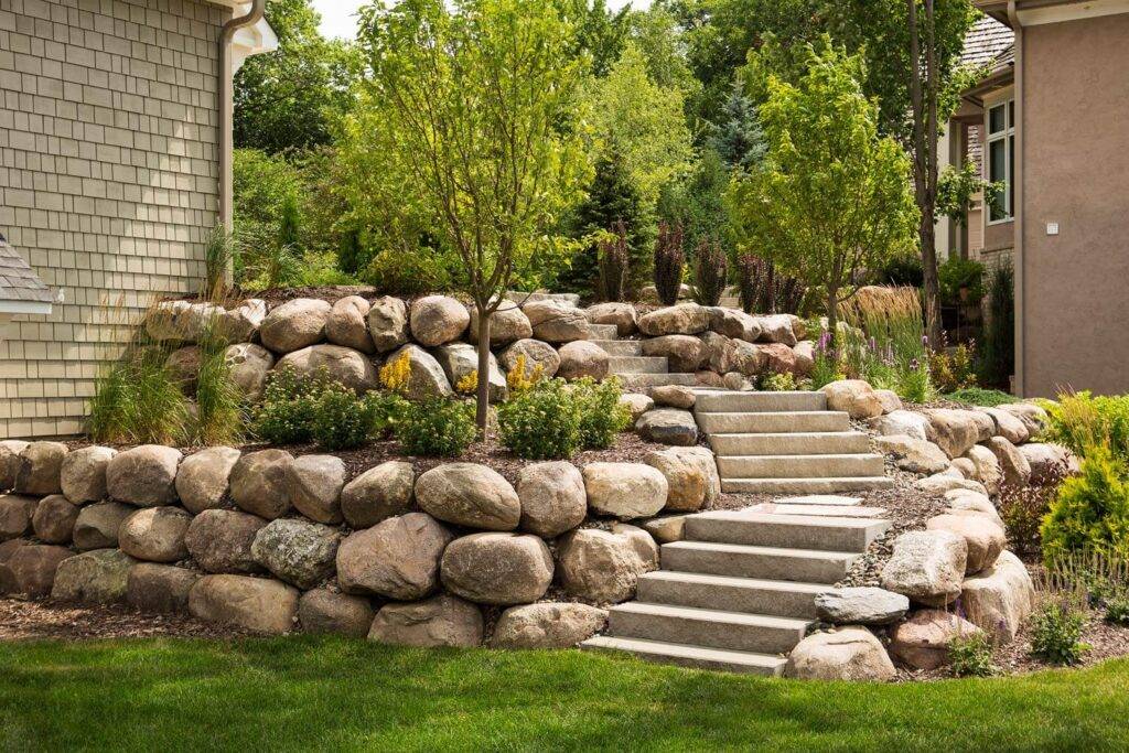 Beautiful Front Yard Retaining Wall Ideas Perfect