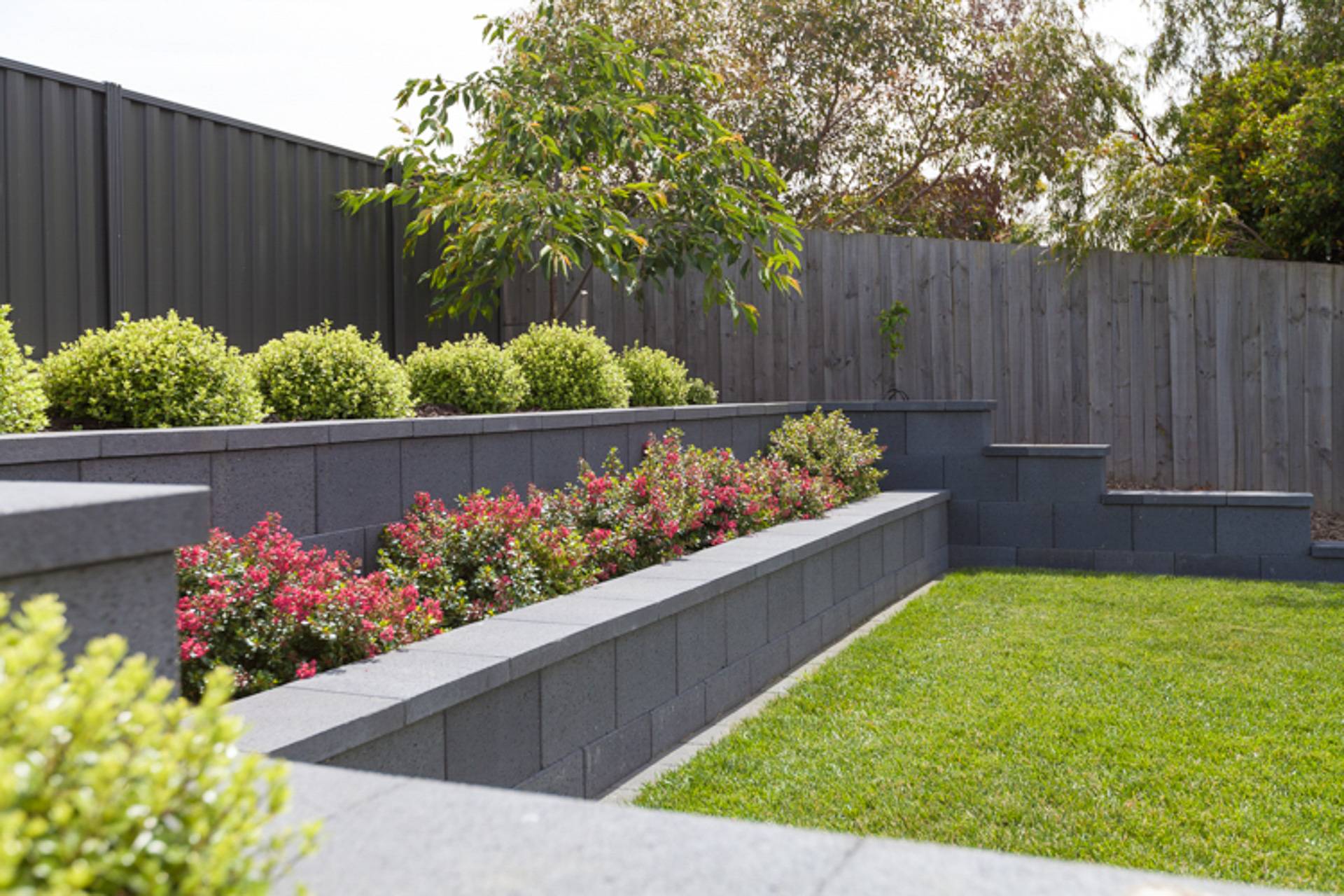 Landscape Retaining Wall Design Installation Rosehill Gardens