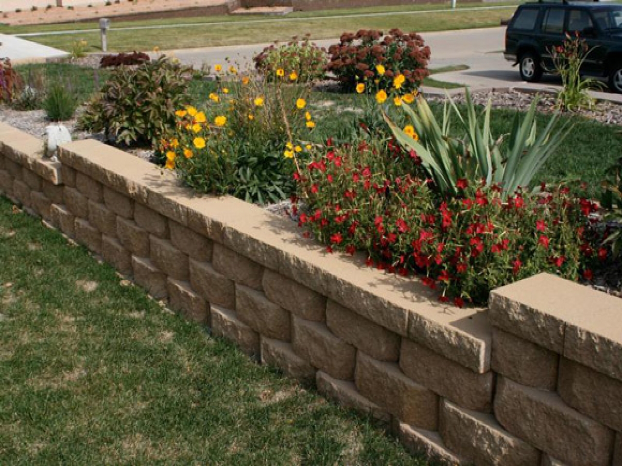 Retaining Wall Design Ideas Quiet Corner