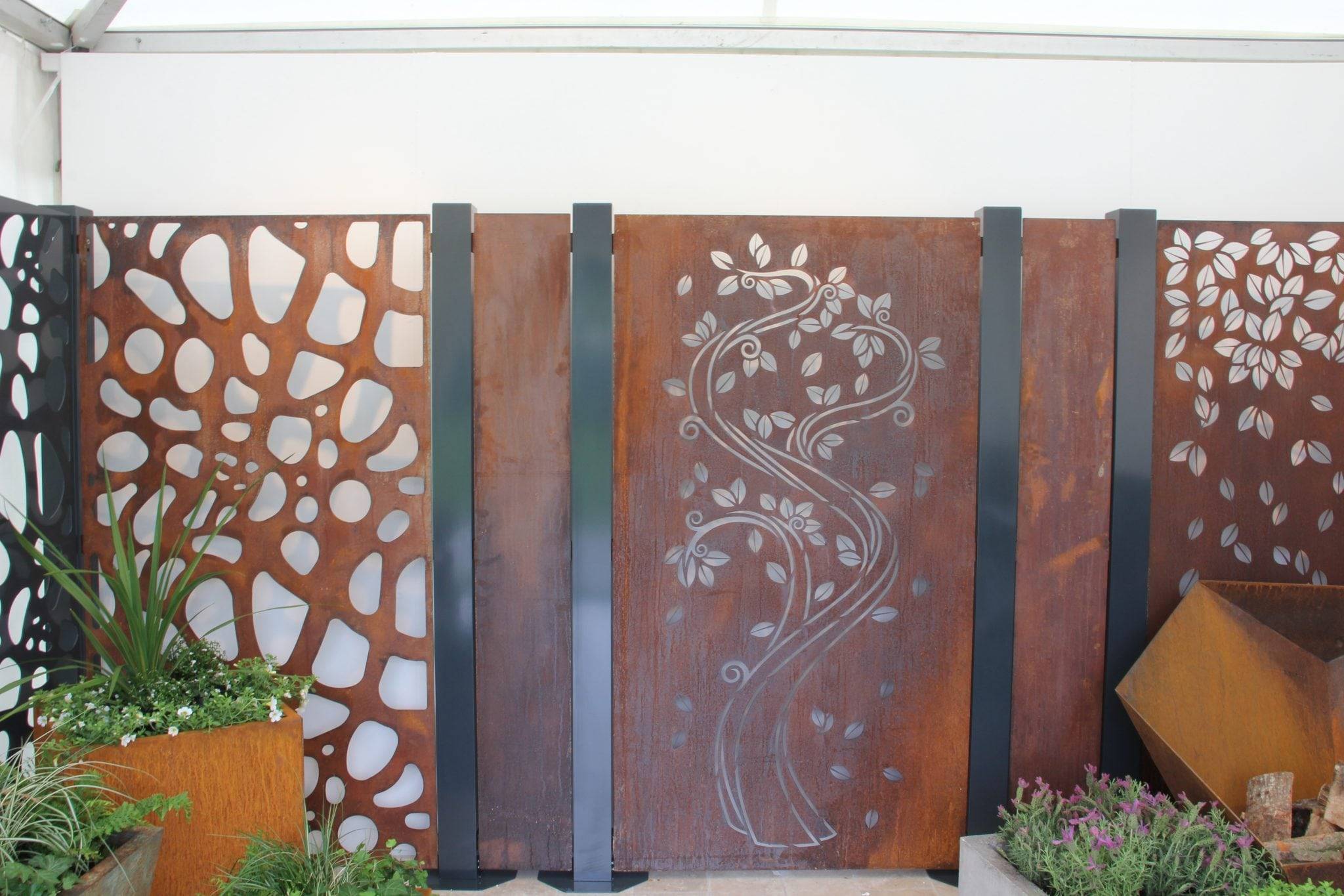 Autumn Corten Metal Screen