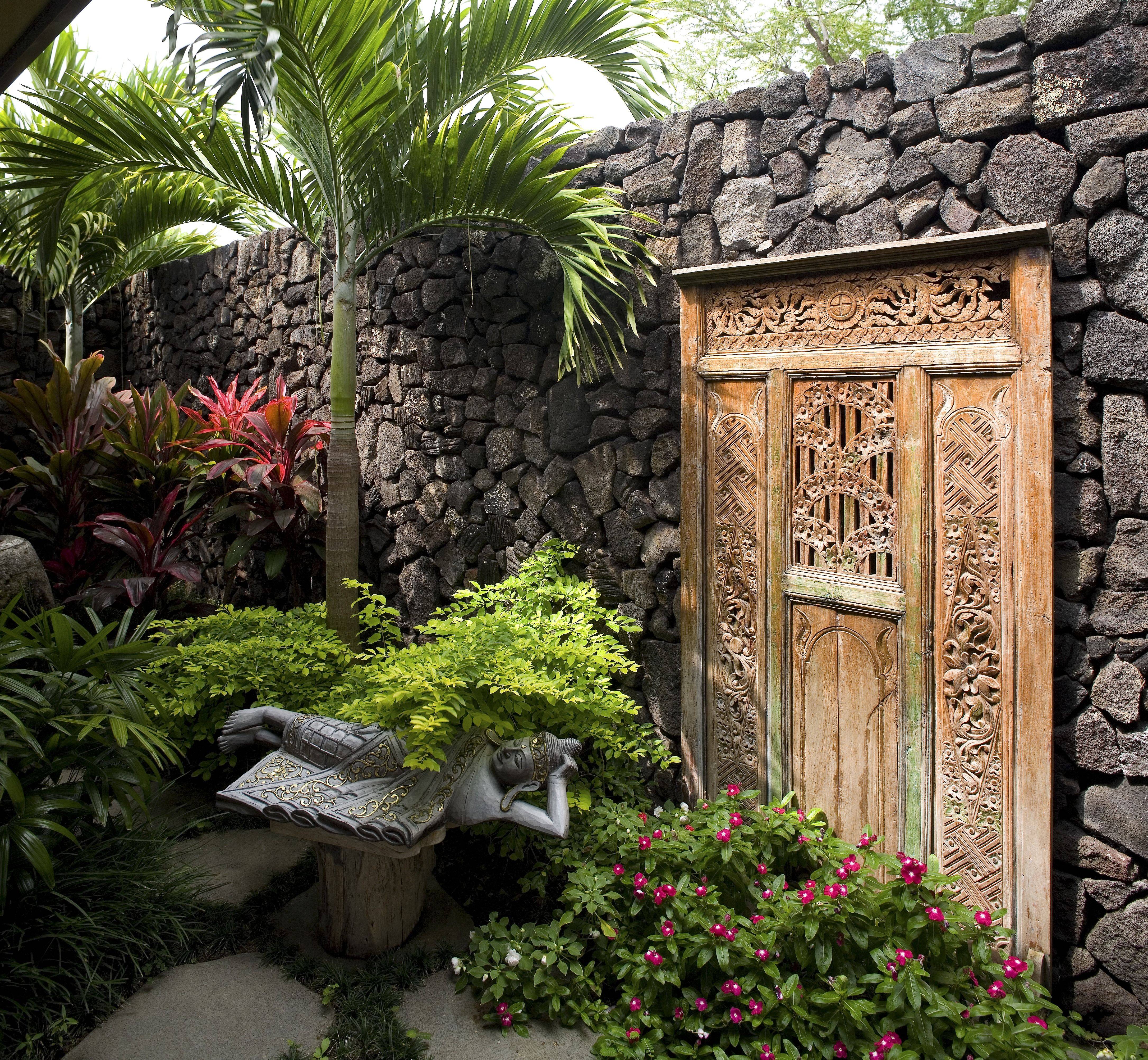Exotic Balinese Garden Ideas