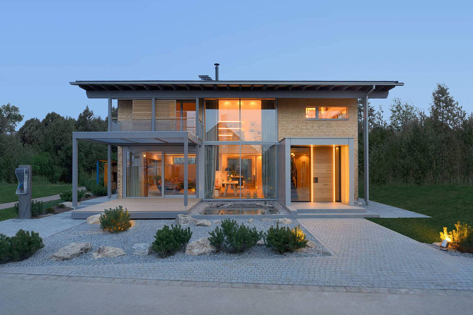 A Sculptural Concreteclad Modern Villa In Germany Dream House