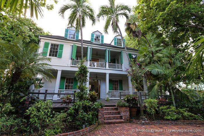 Tropical Gardens Wedding Venue