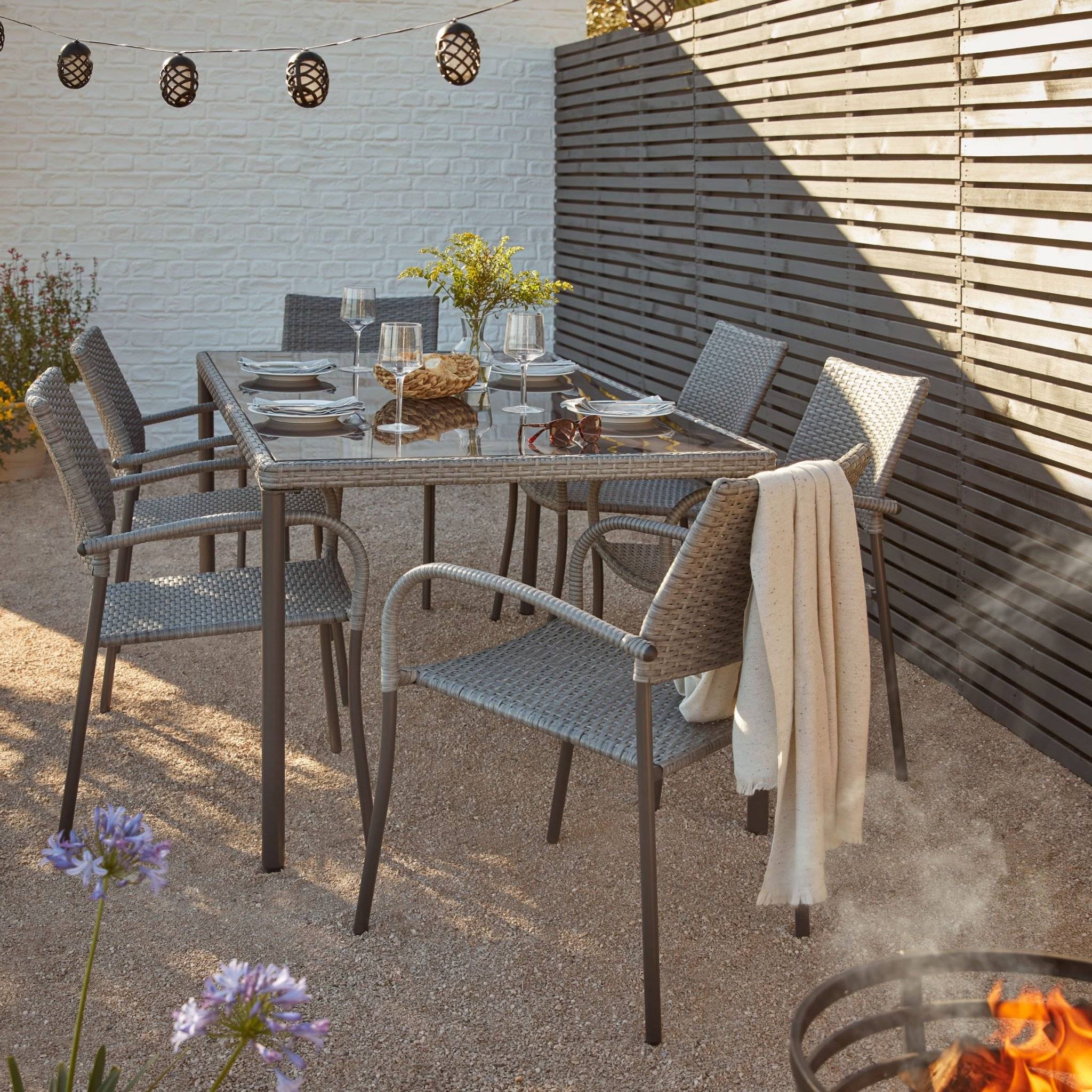 Clean Wooden Garden Furniture Best Way