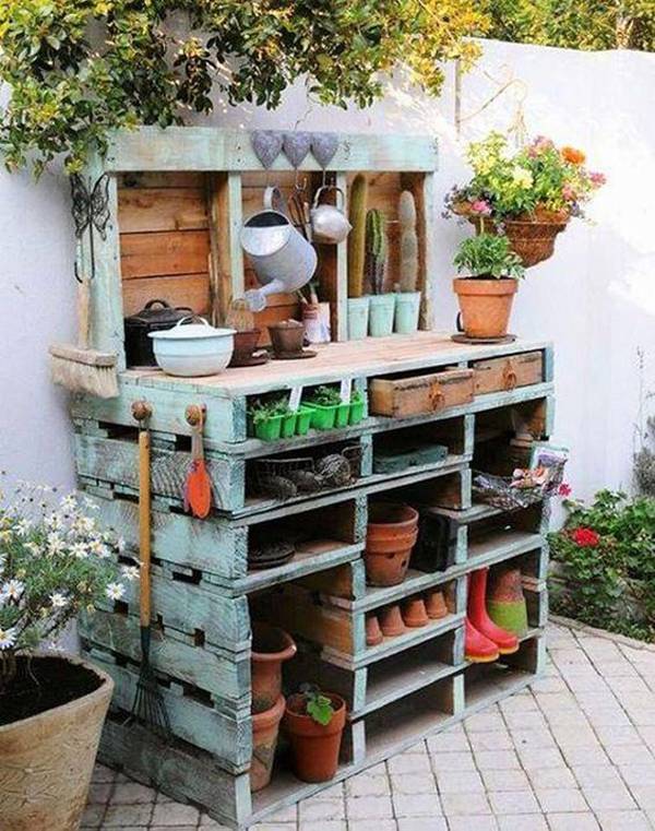 Pallets Herb Garden