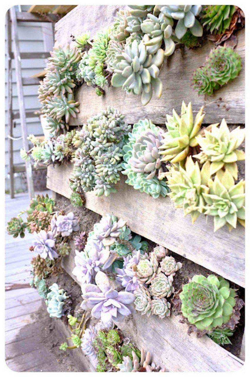 Pallet And Succulents Diy Craft Idea Vertical Succulent Gardens