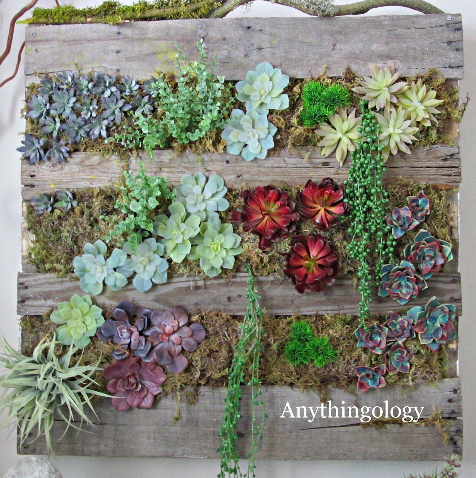 Diy Recycled Pallet Vertical Succulent Garden