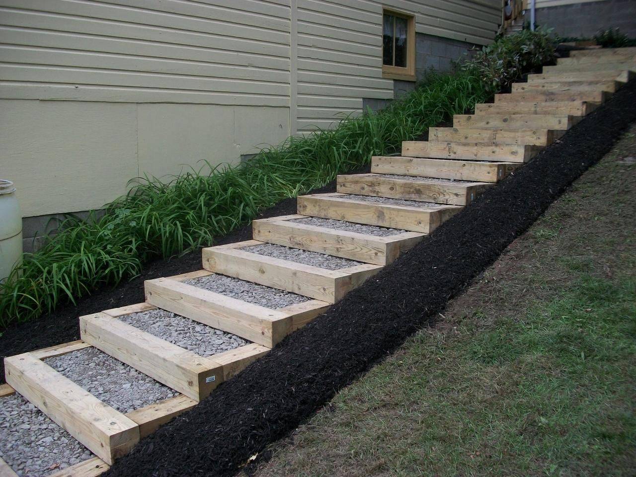 Creative Garden Stair Ideas